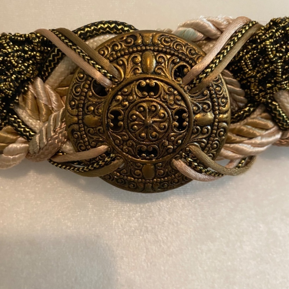 Vintage 80s 90s The Leather Shop- Braided Gold Cord Belt-Ornate-Medallion- Large - Picture 8 of 9